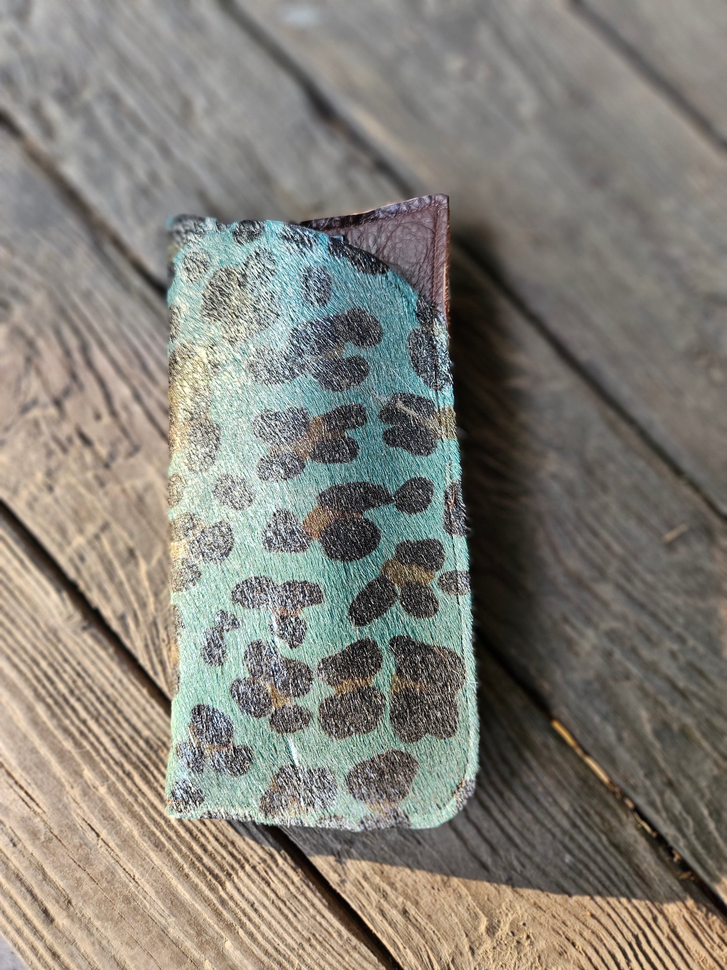 Turquoise Leopard Printed Cowhide Glasses Case