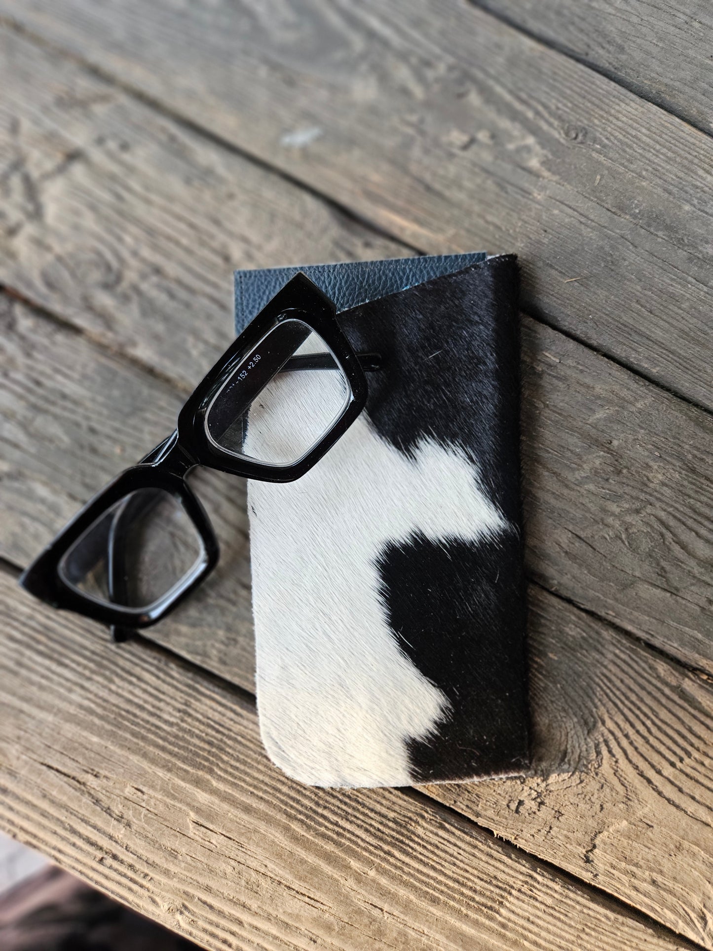 Black and White Cowhide Glasses Case