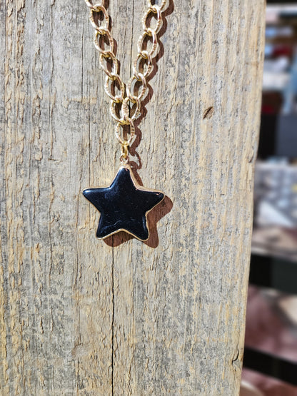 Gold Chunky Chain Necklace w/ Black Magnesite Star