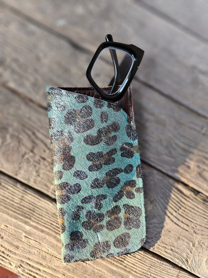 Turquoise Leopard Printed Cowhide Glasses Case