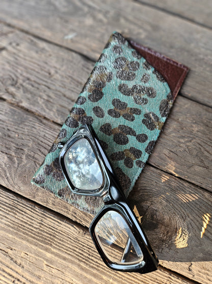Turquoise Leopard Printed Cowhide Glasses Case